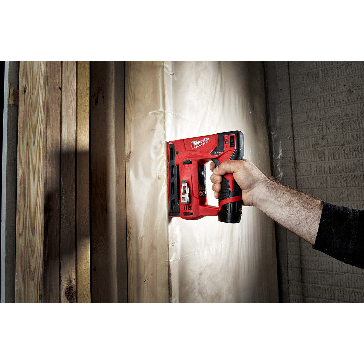 Milwaukee 2447-20 M12 Cordless 3/8in Crown Stapler (Tool Only)