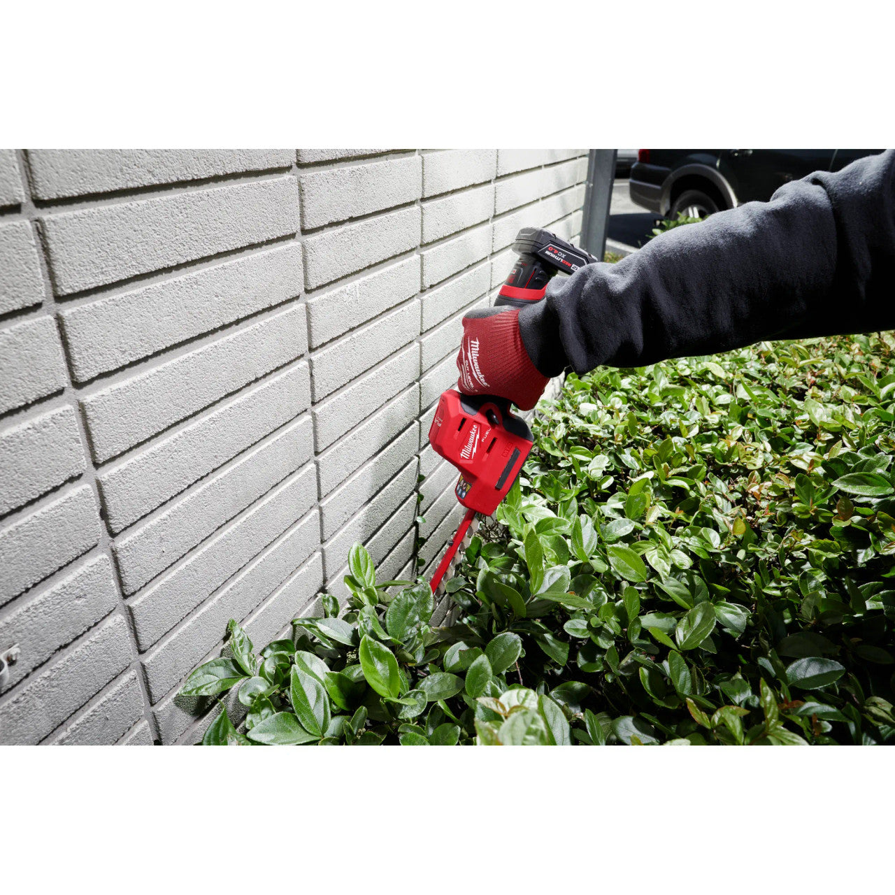 Milwaukee 2533-20 M12 FUEL 12V Lithium-Ion Brushless Cordless 8 inch Hedge Trimmer (Tool-Only)