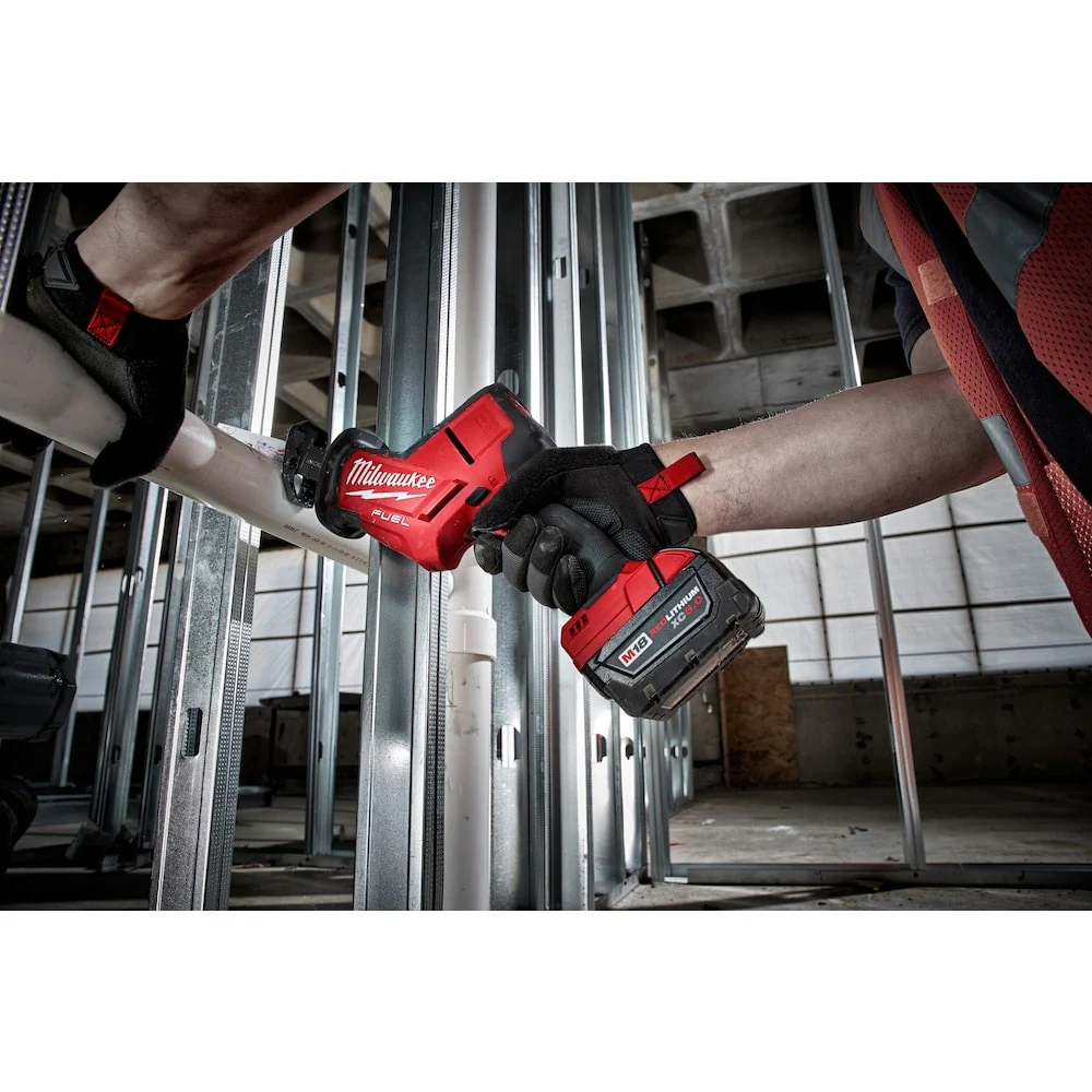 Milwaukee 2719-20 M18 FUEL 18V Li-Ion Brushless Cordless HACKZALL Reciprocating Saw (Tool Only)