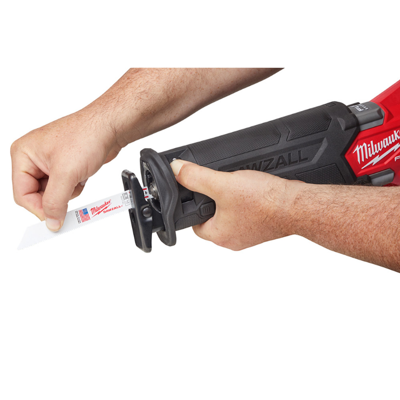 Milwaukee 2821-20 M18 FUEL GEN-2 18V Lithium-Ion Brushless Cordless SAWZALL Reciprocating Saw (Tool-Only)