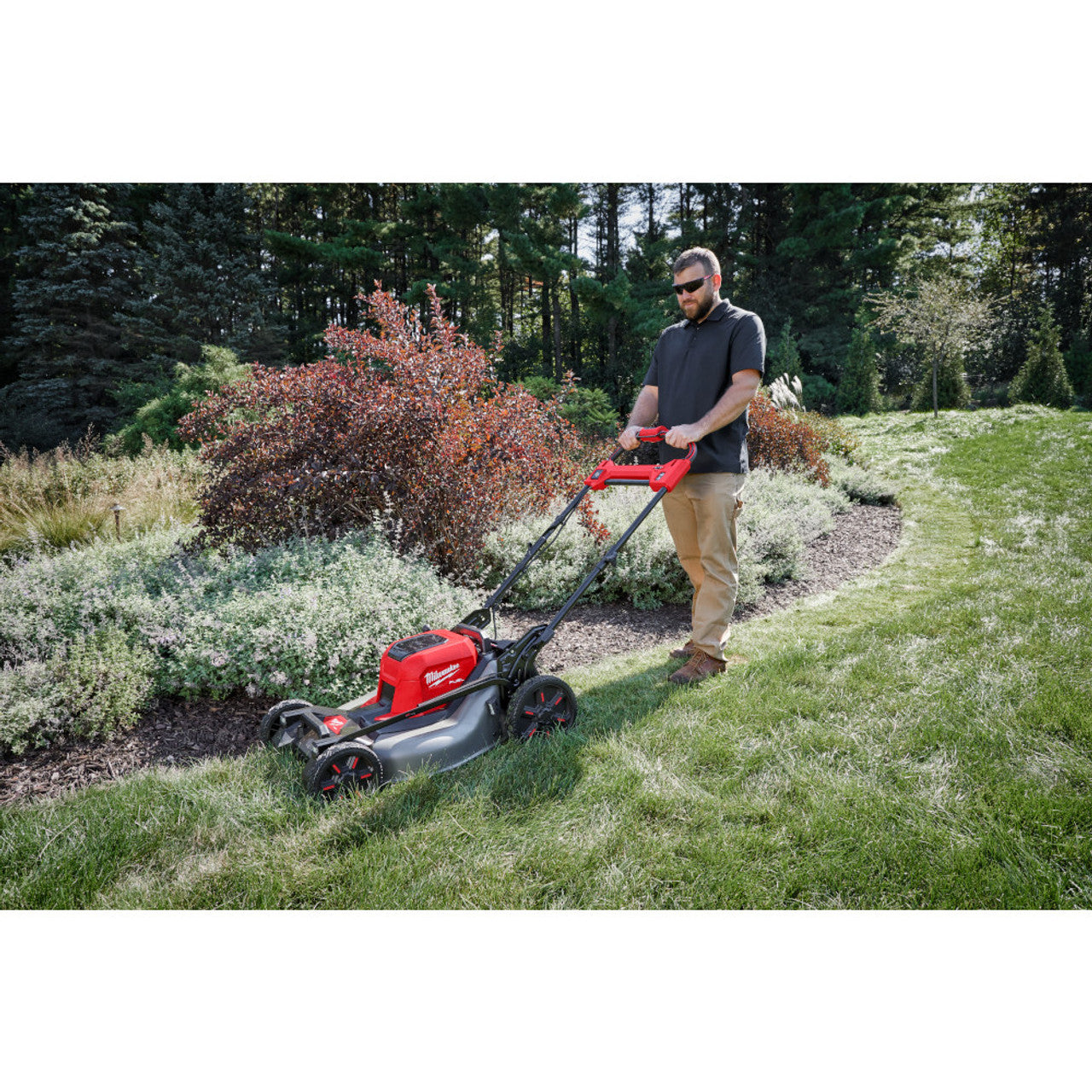 Milwaukee 2823-22HD M18 FUEL 18V Brushless Cordless 21-inch Walk Behind Self-Propelled Lawn Mower W/(2) 12.0 Ah Battery