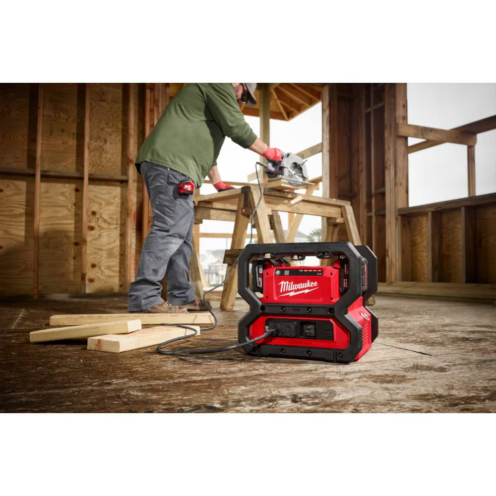 Milwaukee 2845-20 M18 18V Lithium-Ion Cordless CARRY-ON 3600W/1800W Battery Powered Power Supply (Tool Only)