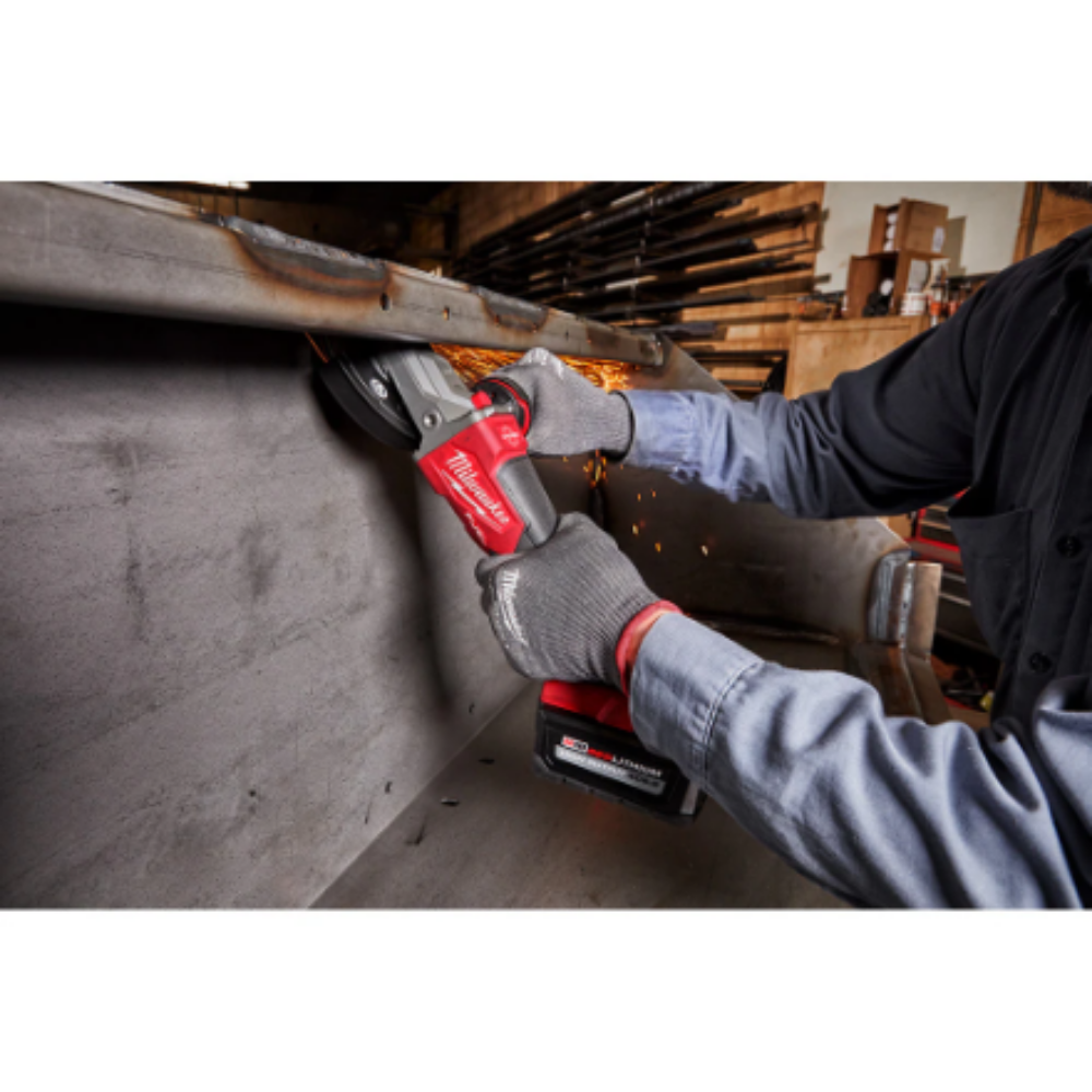 Milwaukee 2886-20 M18 FUEL 18-Volt Brushless 5 inch Flathead Braking Grinder with Paddle Switch No-Lock (Tool-Only)