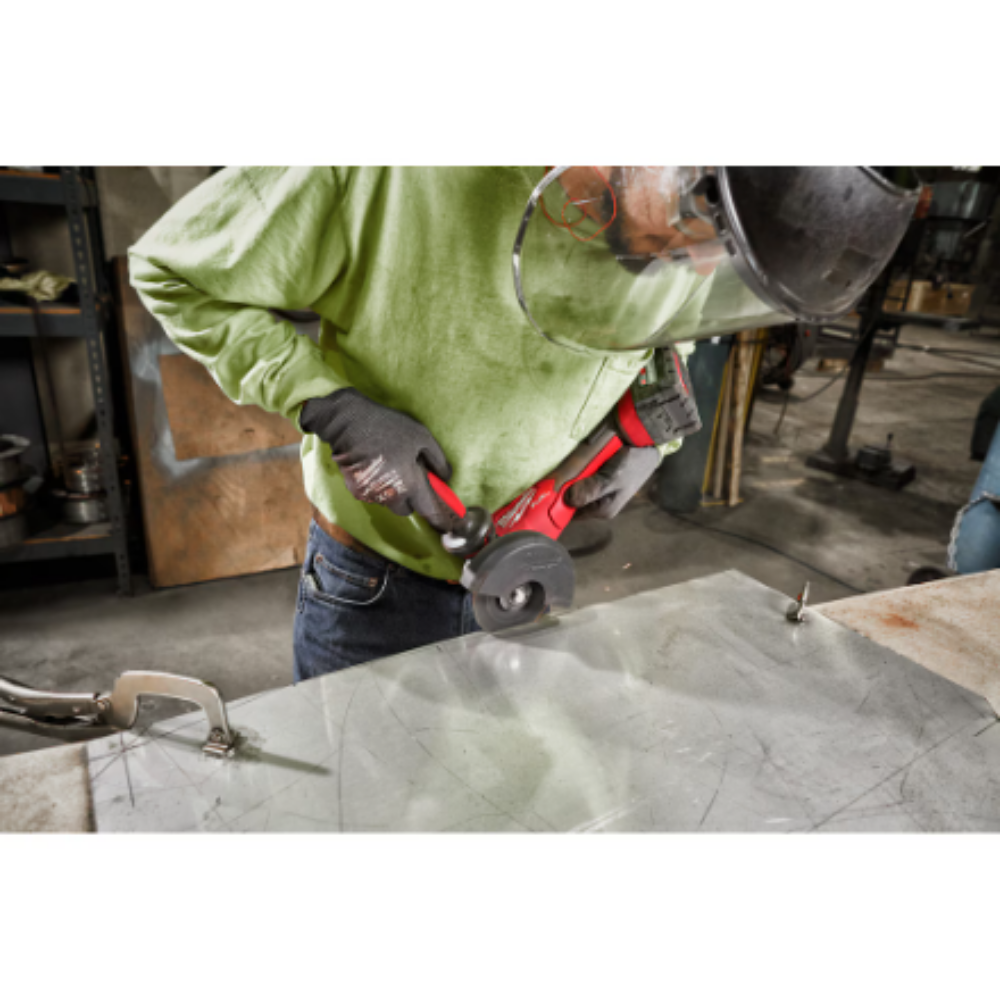Milwaukee 2888-20 M18 FUEL 18-Volt Brushless 4-1/2 inch/5 inch Grinder with Variable Speed Paddle Switch (Tool-Only)