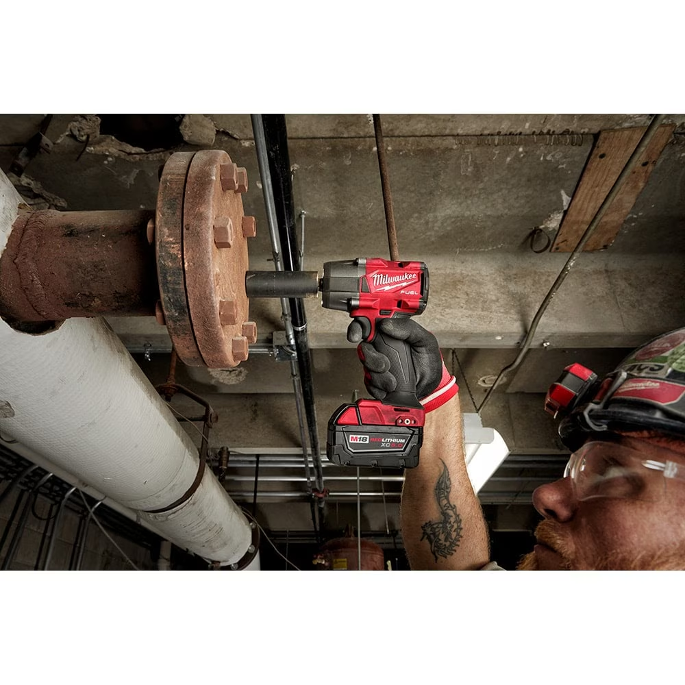 Milwaukee 2960-20 M18 FUEL 18V Li-Ion Brushless Mid Torque 3/8" Impact Wrench with Friction Ring (Tool Only)