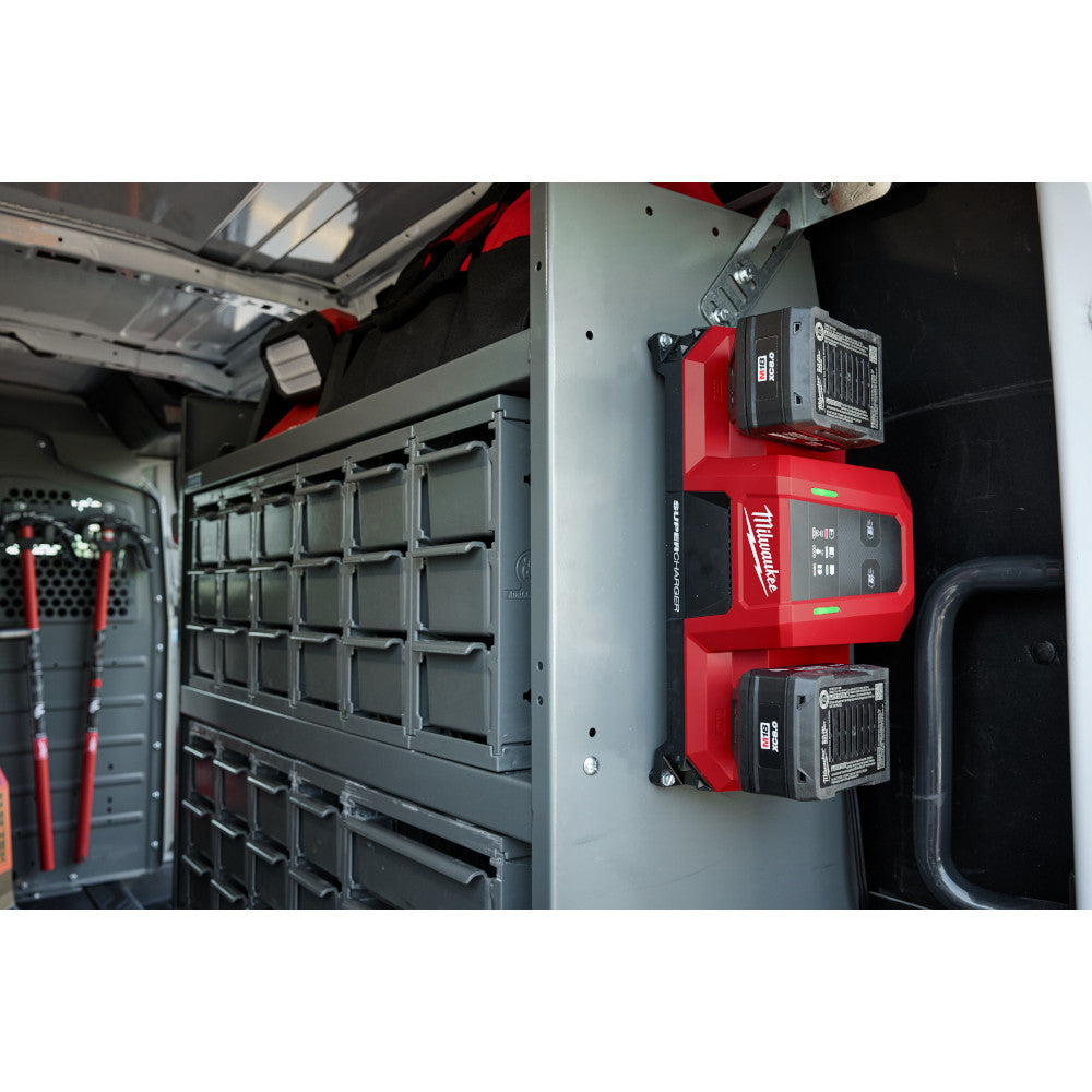 Milwaukee 48-59-1816 M18 Dual Bay Simultaneous Super Charger with 4 Point Mounting