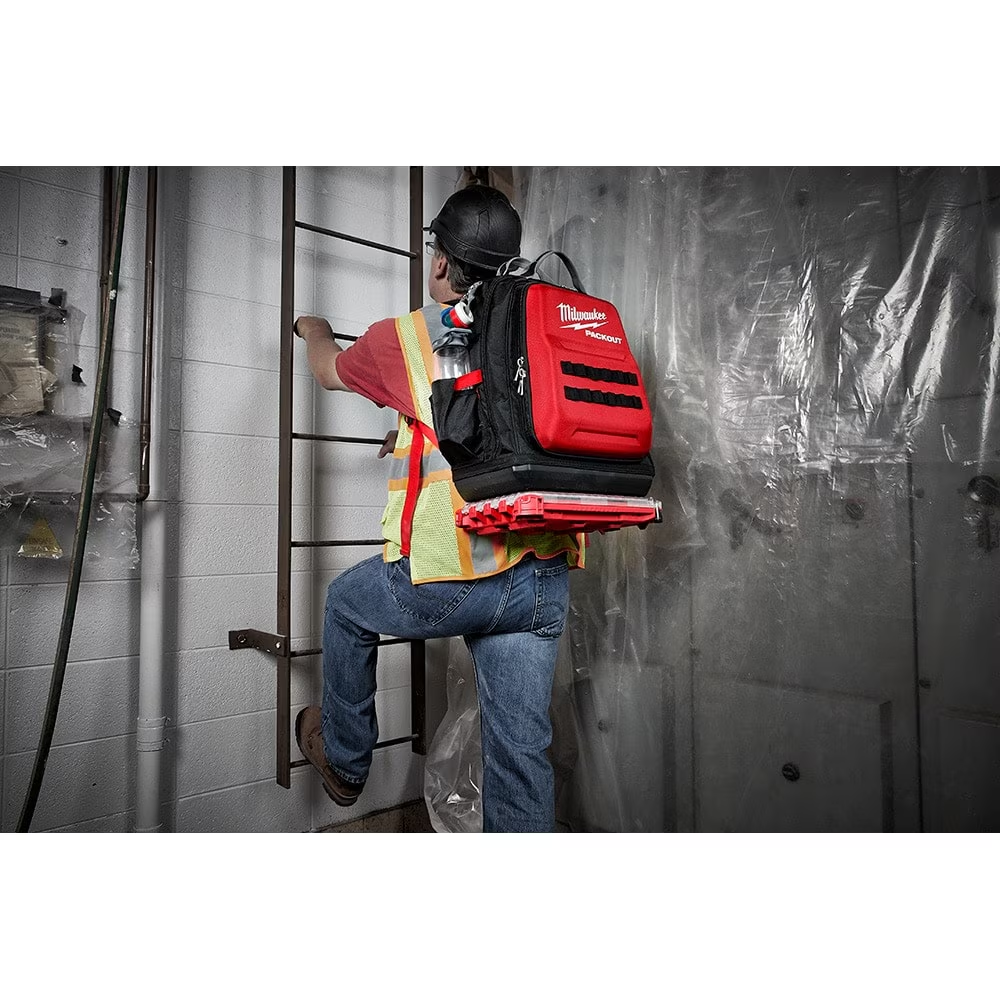 Milwaukee 48-22-8301 15-inch PACKOUT Backpack