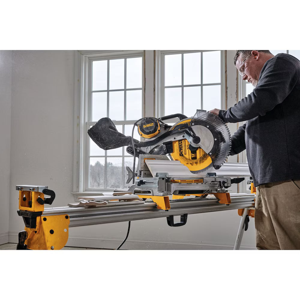 DEWALT DWS716 15 Amp Corded 12-inch Double-Bevel Compound Miter Saw
