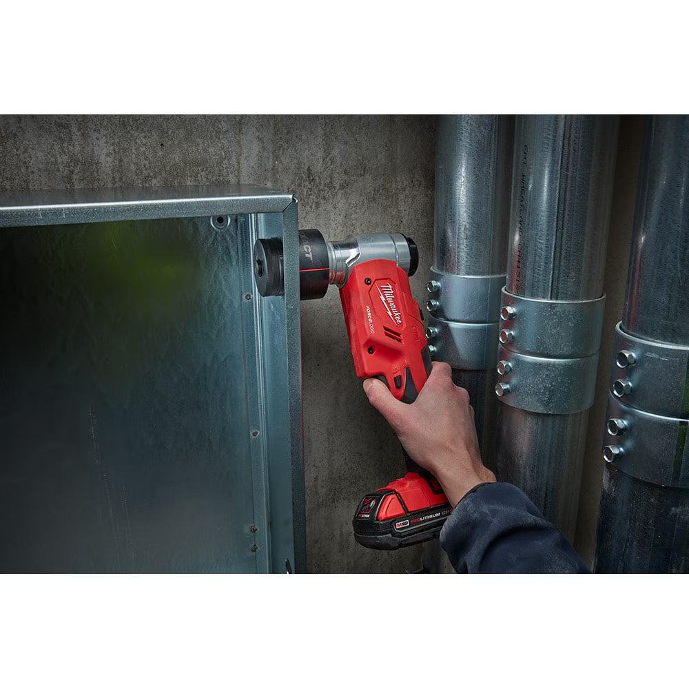 Milwaukee 2677-23 Tool M18 18-Volt Li-Ion 1/2 -inch - 4 -inch FORCE LOGIC 6 Ton Cordless Knockout Kit 2.0Ah Battery