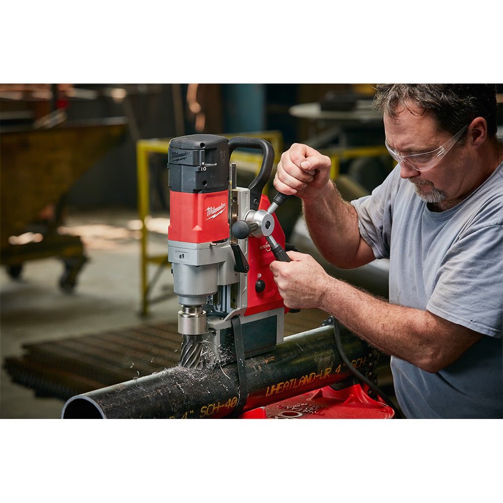 Milwaukee 4272-21 Tool 13 Amp 1-5/8 -inch Electromagnetic Drill Kit