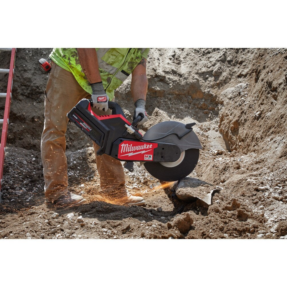 Milwaukee MXF315-2XC Tool MX FUEL Lithium-Ion 14 inch Cordless Cut-Off Saw with RAPIDSTOP Brake Kit 2/ (2) Batteries