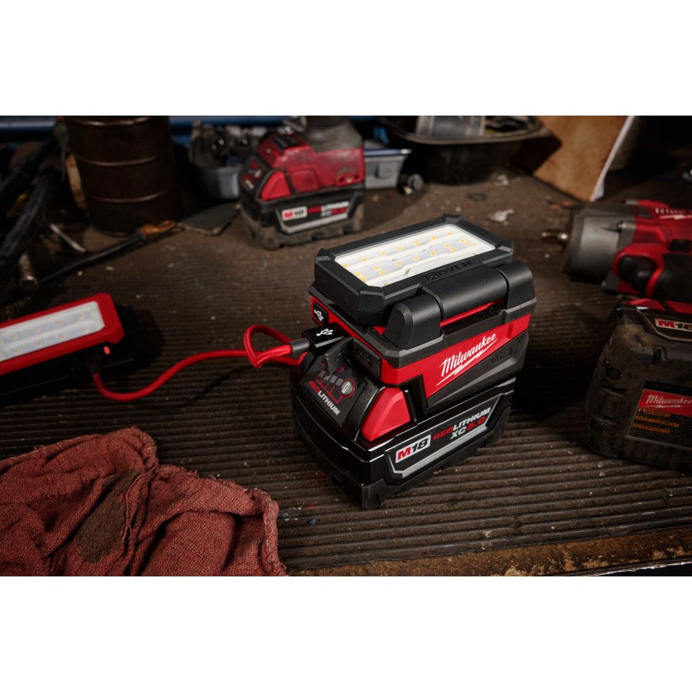 Milwaukee 2359-20 M18 ROVER Compact Folding Flood Light with USB Charging