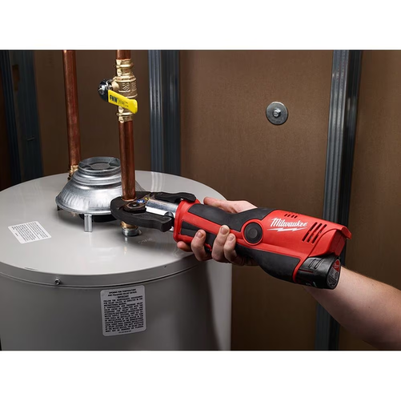 Milwaukee 2473-22 M12 12V Li-Ion Force Logic Cordless Press Tool Kit w/ 3 jaws with (2) 1.5 Ah Battery and Hard Case