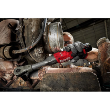 Milwaukee 2560-21 M12 FUEL 12-Volt Li-Ion Brushless Cordless 3/8 inch Extended Reach Ratchet Kit with One 2.0 Ah Battery