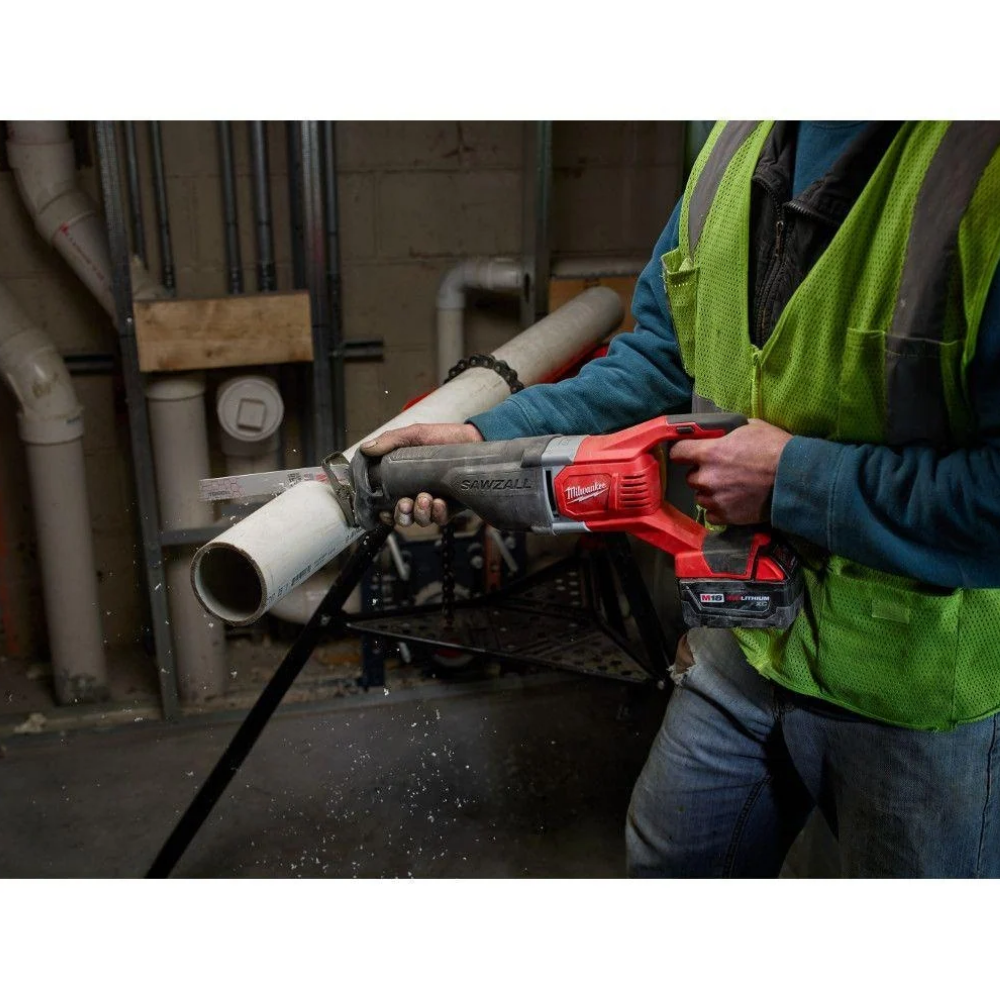 Milwaukee 2621-20 M18 18V Lithium-Ion Cordless SAWZALL Reciprocating Saw (Tool-Only)