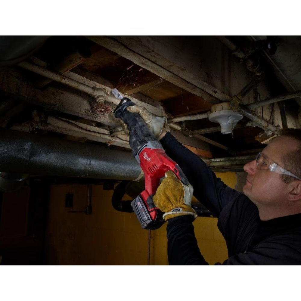 Milwaukee 2621-20 M18 18V Lithium-Ion Cordless SAWZALL Reciprocating Saw (Tool-Only)