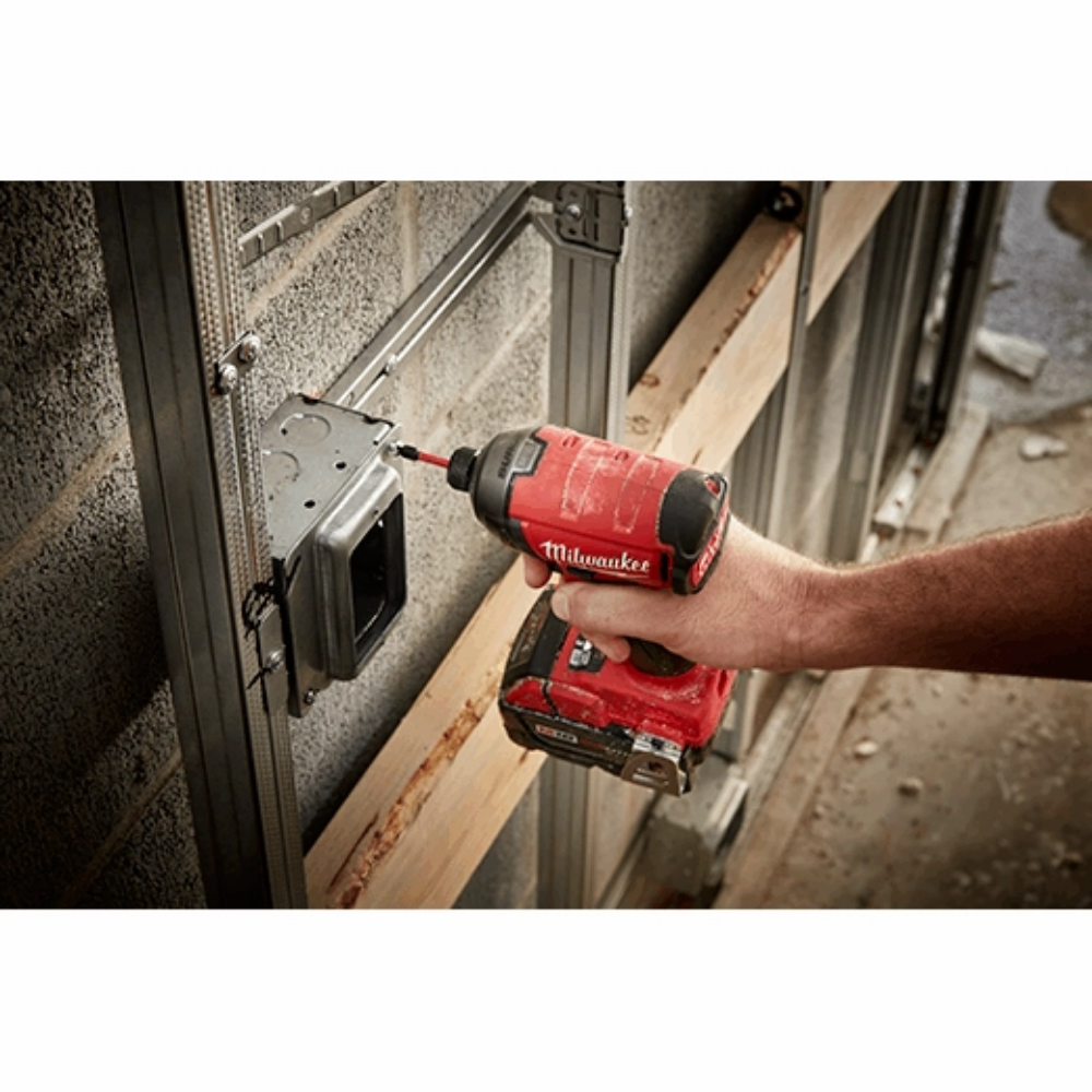 Milwaukee 2760-22 M18 FUEL SURGE 18-Volt Brushless Cordless 1/4 -inch Hex Impact Driver Compact Kit With (2) 5.0Ah Batteries