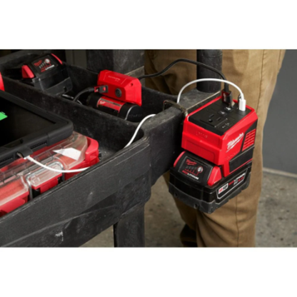 Milwaukee 2846-20 18-Volt M18 Lithium-Ion Brushless Cordless 175-Watt Powered Compact Inverter with (Tool-Only)