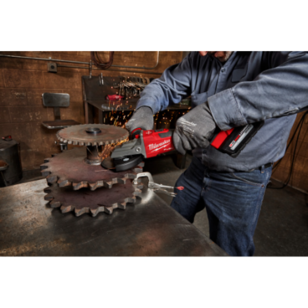 Milwaukee 2887-20 M18 FUEL 18-Volt Brushless 5 inch Flathead Braking Grinder with Slide Switch Lock-On (Tool-Only)
