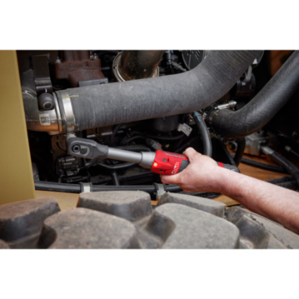Milwaukee 3050-21 M12 FUEL INSIDER 12-Volt Li-Ion Brushless Cordless 1/4 inch - 3/8 inch Extended Reach Box Ratchet Kit