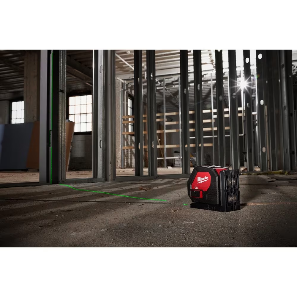 Milwaukee 3421 100 ft. Green Cross Line Laser
