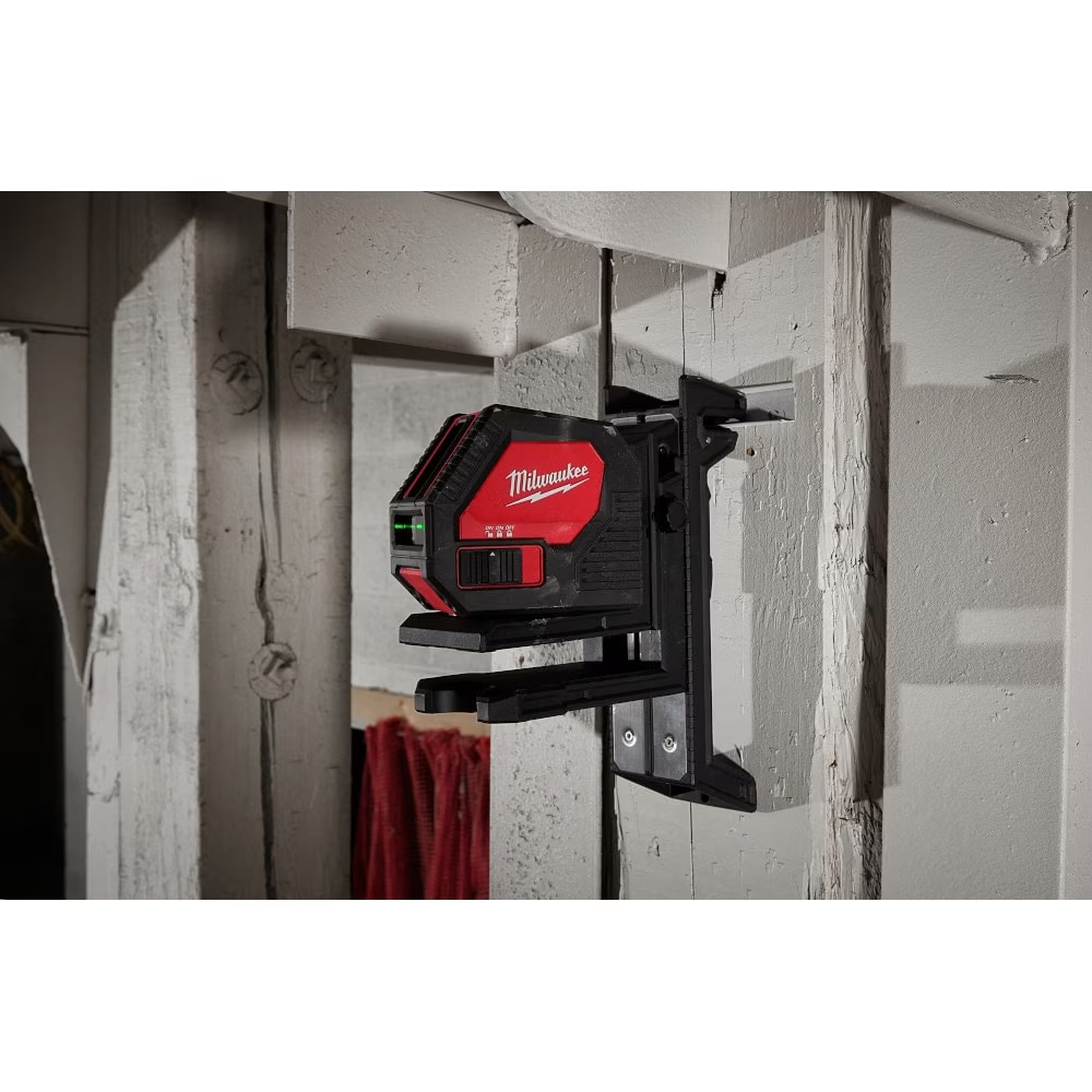 Milwaukee 3421 100 ft. Green Cross Line Laser