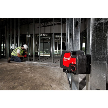 Milwaukee 3521-21 100 ft. REDLITHIUM Lithium-Ion USB Green Rechargeable Cross Line Laser Level with Charger