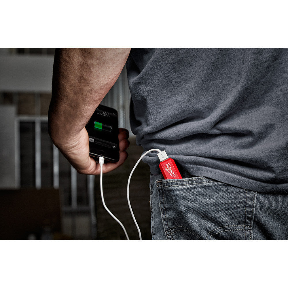 Milwaukee 48-59-2013 REDLITHIUM USB Charger and Portable Power Source Kit