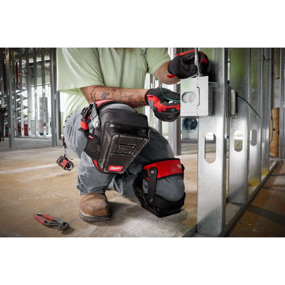 Milwaukee 48-73-6051 Stabilizer Performance Knee Pads with Thigh Straps