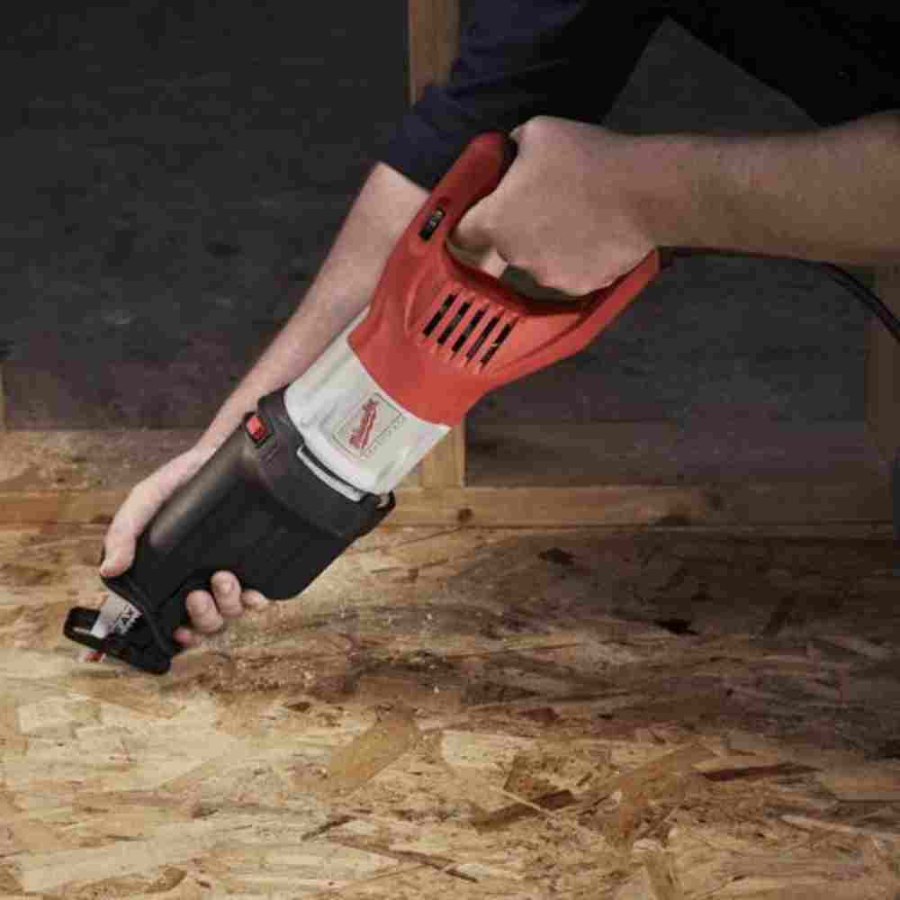 Milwaukee 6538-21 15 Amp Super SAWZALL Reciprocating Saw