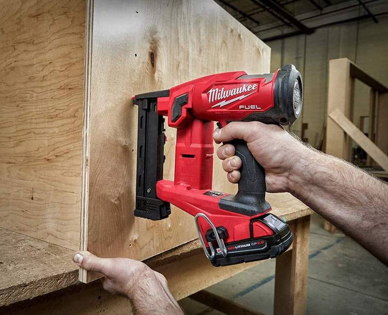 Milwaukee 2749-20 M18 FUEL Cordless 18 Gauge 1/4in Narrow Crown Stapler (Tool Only)