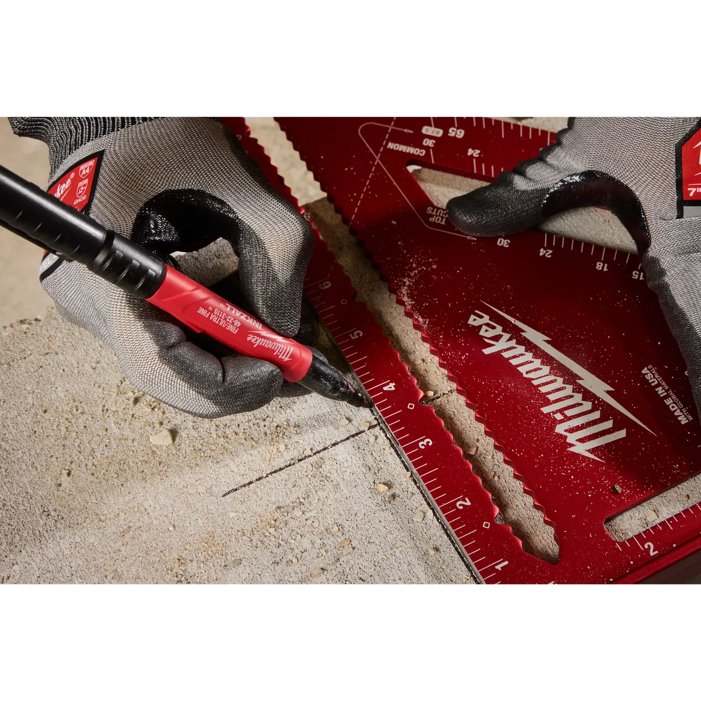 Milwaukee INKZALL™ 48-22-3115 Double Sided Black Jobsite Marker – Ultra Fine & Fine Point