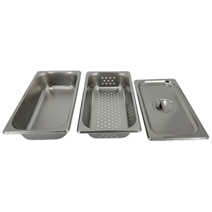 Close-up view of the smooth, flanged edge and seamless corner design of the LEO stainless steel surgical tray.