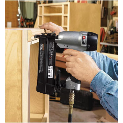 PORTER-CABLE BN200C Pneumatic 18-Guage 2 in Brad Nailer Kit