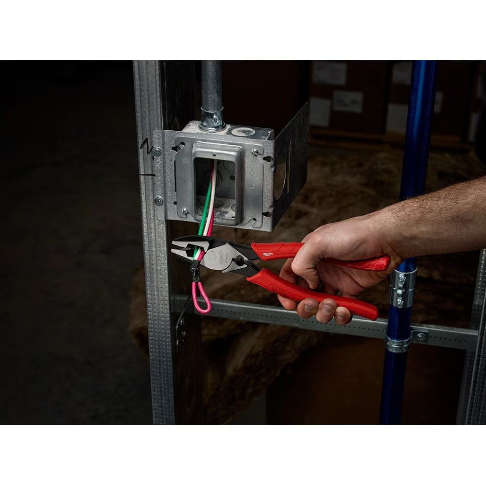 Milwaukee 48-22-6100 Tool 9-inch High Leverage Linesman Pliers with Wire Cutter and Integrated Crimper