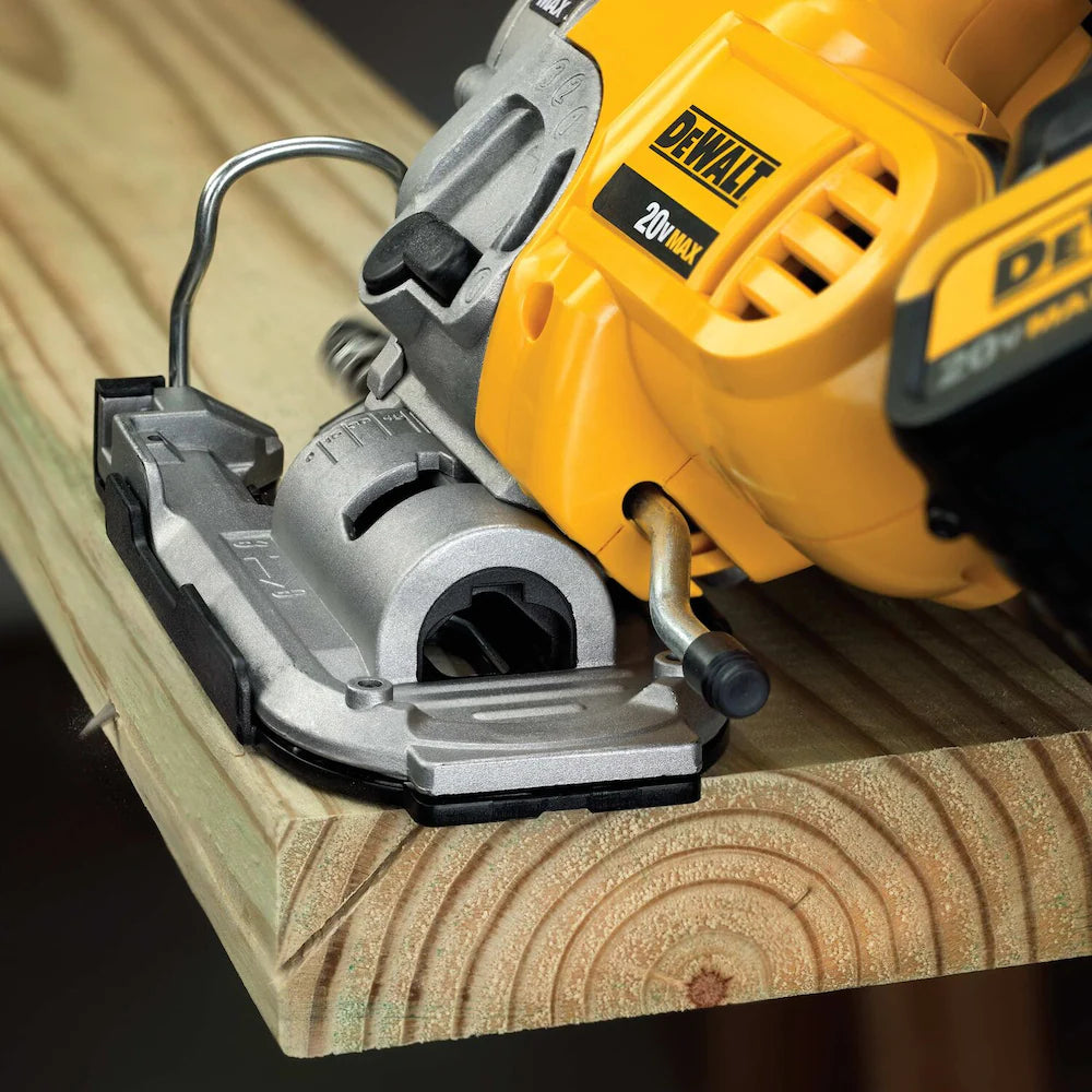 M1DEWALT DCS331 20V MAX Lithium-Ion Cordless Jig Saw Kit with 4Ah Battery, Charger and Bag