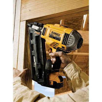 DEWALT DCN692B 20V MAX XR Lithium-Ion Cordless Brushless 2-Speed 30° Paper Collated Framing Nailer (Tool-Only)