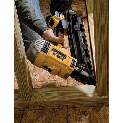DEWALT DCN692B 20V MAX XR Lithium-Ion Cordless Brushless 2-Speed 30° Paper Collated Framing Nailer (Tool-Only)