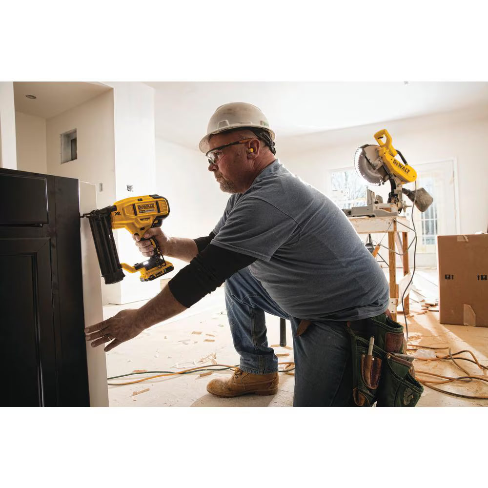 DEWALT DCN680B 20V MAX XR Lithium-Ion Cordless Brushless 18-Gauge Brad Nailer (Tool-Only)