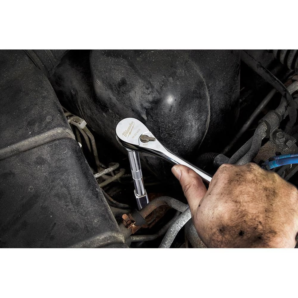 Milwaukee 48-22-9004  Tool 1/4 -inch Drive SAE/Metric Ratchet and Socket Mechanics Tool Set (50-Piece)