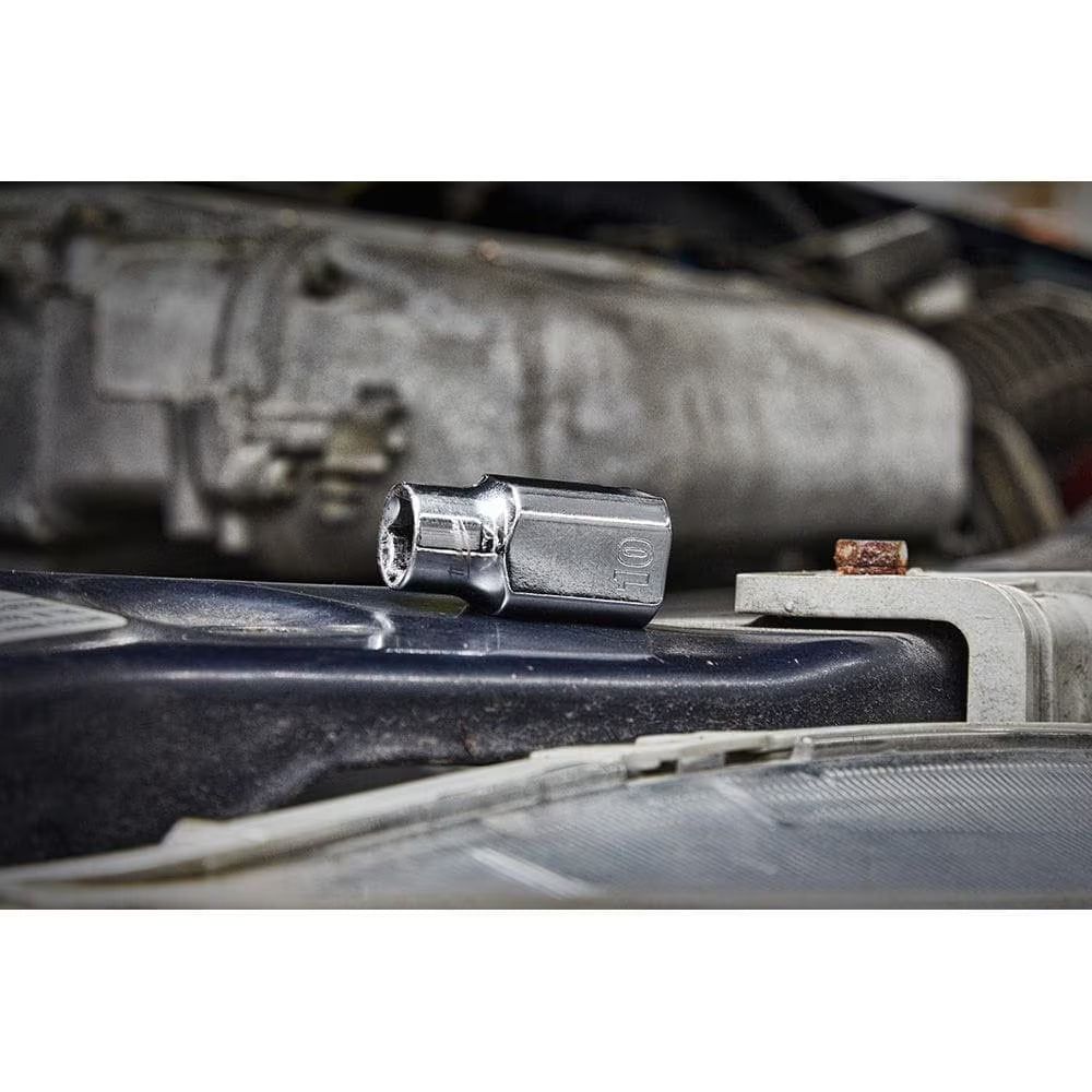 Milwaukee 48-22-9010 Tool 1/2 -inch Drive SAE/Metric Ratchet and Socket Mechanics Tool Set (47-Piece)