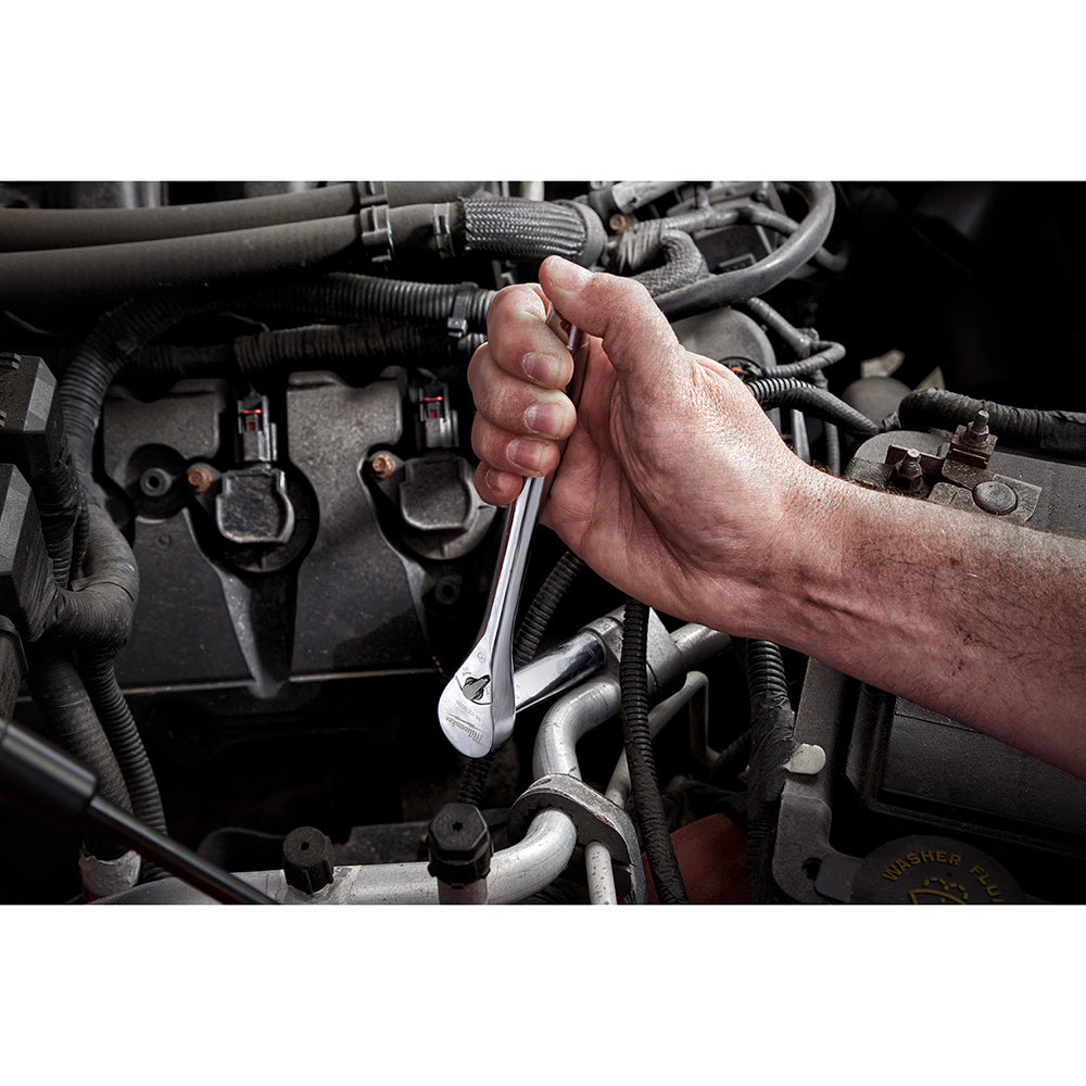 Milwaukee 48-22-9508 Tool 3/8 -inch Drive Metric Ratchet and Socket Mechanics Tool Set (32-Piece)