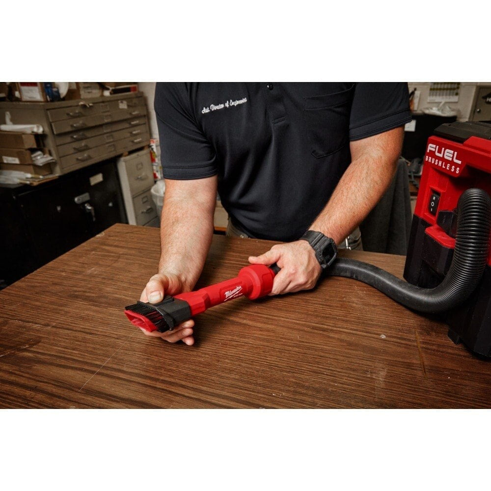Milwaukee 49-90-2028 Tool AIR-TIP 1-1/4 in. - 2-1/2 in. 2-IN-1 Utility Brush Tool Wet/Dry Shop Vacuum Attachment