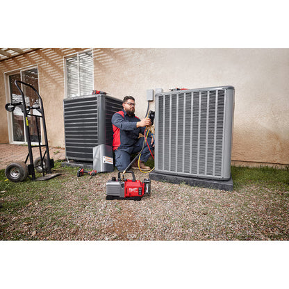 Milwaukee 2941-21 Tool M18 18-Volt Lithium-Ion Cordless 5 CFM Vacuum Pump Kit