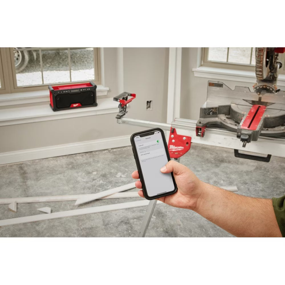 Milwaukee 2952-20  Tool M18 18-Volt Lithium-Ion Cordless Jobsite Radio