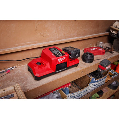 Milwaukee 48-59-1815  Tool 18-Volt M18 Lithium-Ion Battery Dual Bay Simultaneous Super Charger