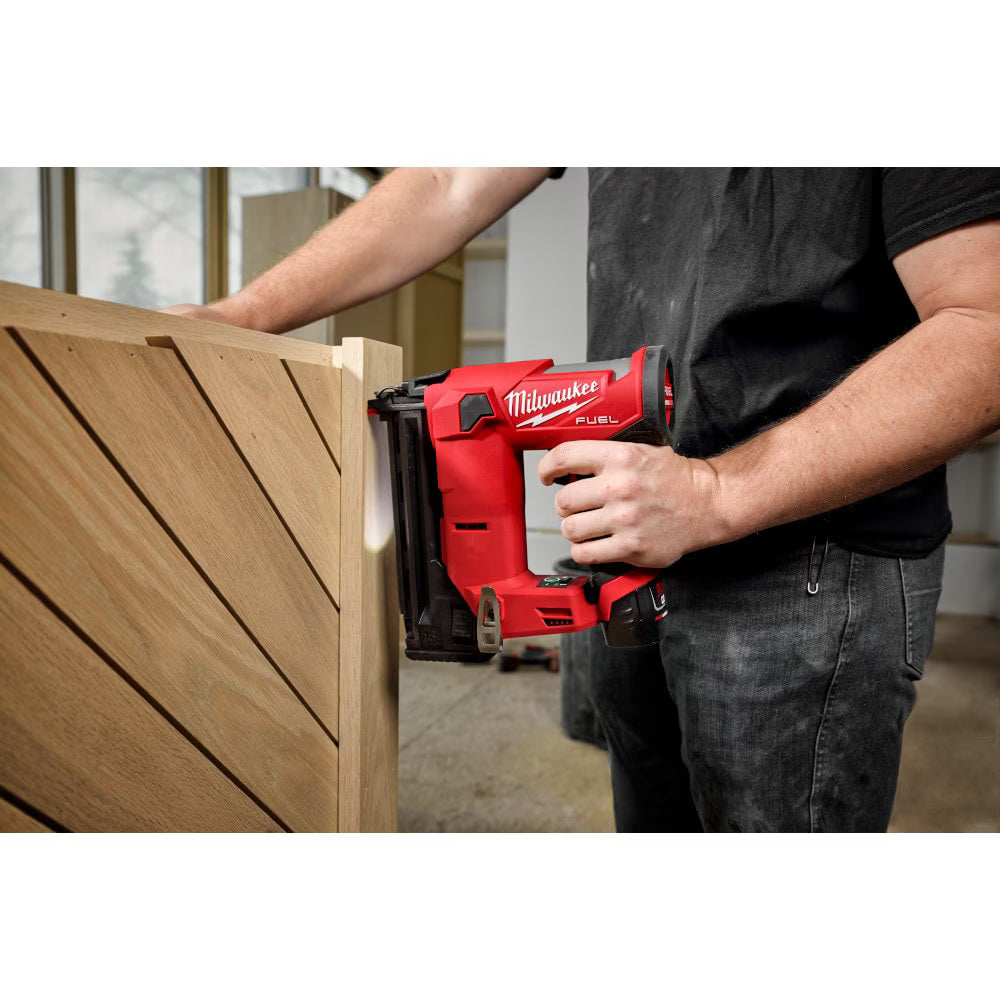 Milwaukee 2541-20 Tool M12 FUEL 12-Volt Lithium-Ion Brushless Cordless 18 Gauge Compact Brad Nailer (Tool-Only)