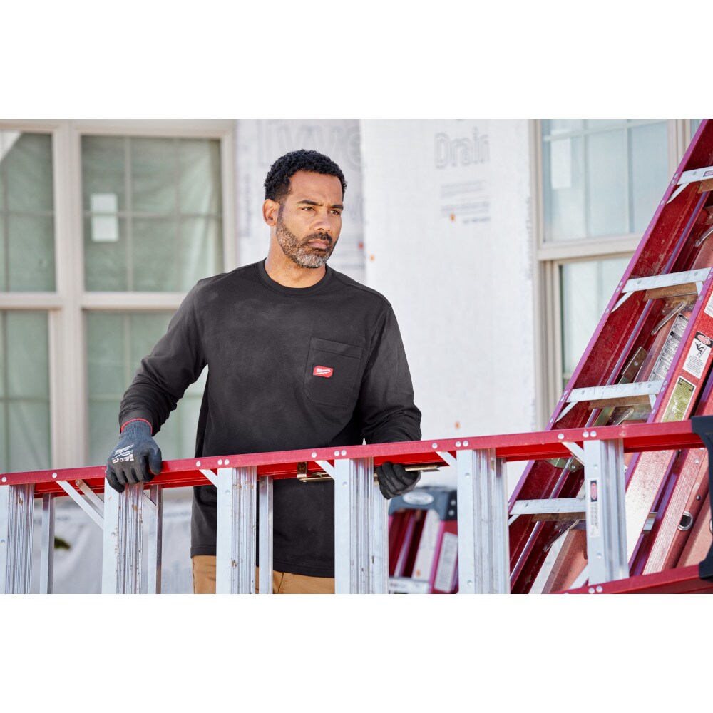 Milwaukee Tool Men's Black GRIDIRON Cotton/Polyester Long-Sleeve Pocket T-Shirt