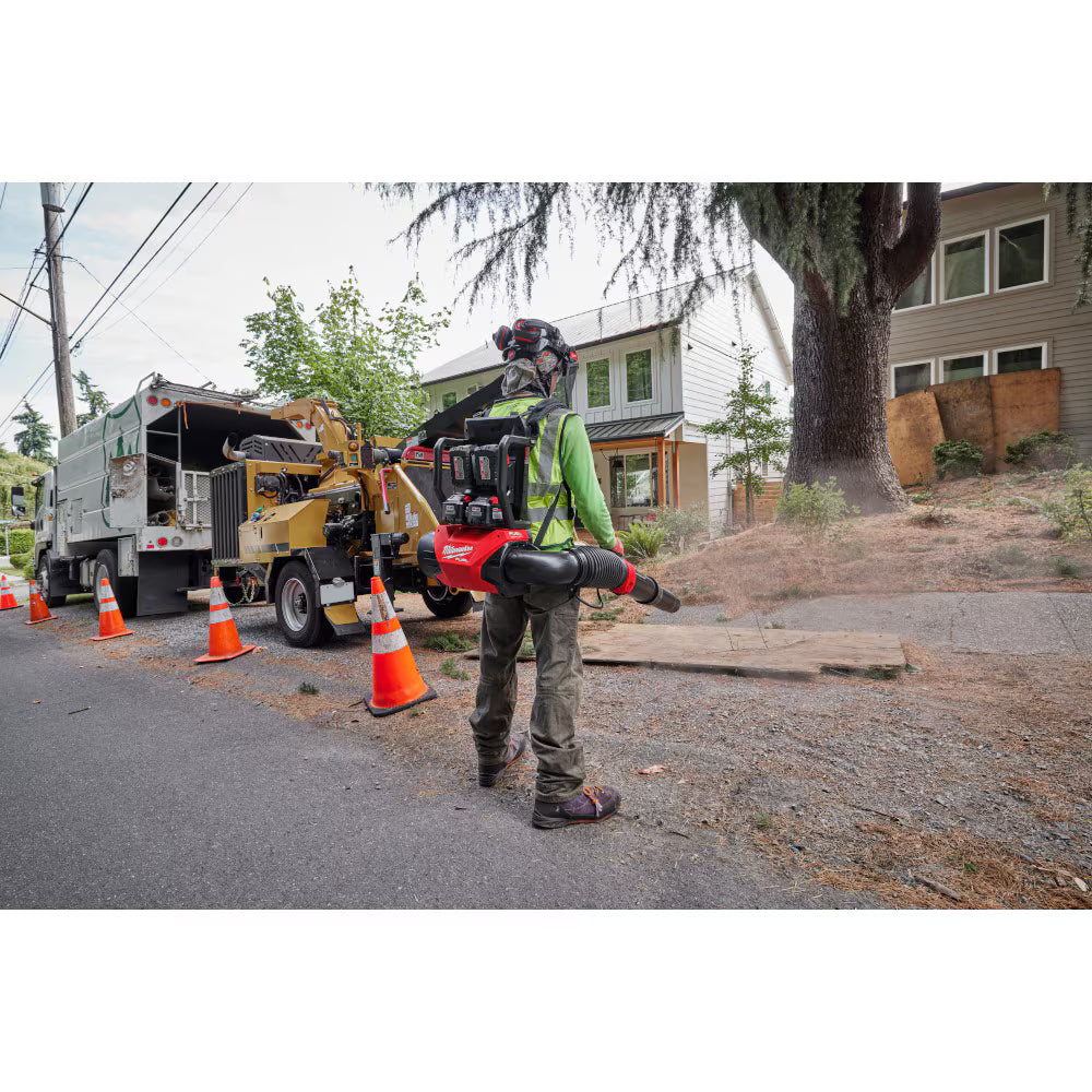 Milwaukee M18 FUEL 3009-24HD Backpack Blower Kit | 155 MPH / 650 CFM | Includes 4×12.0Ah Forge Batteries & 2 Dual Chargers