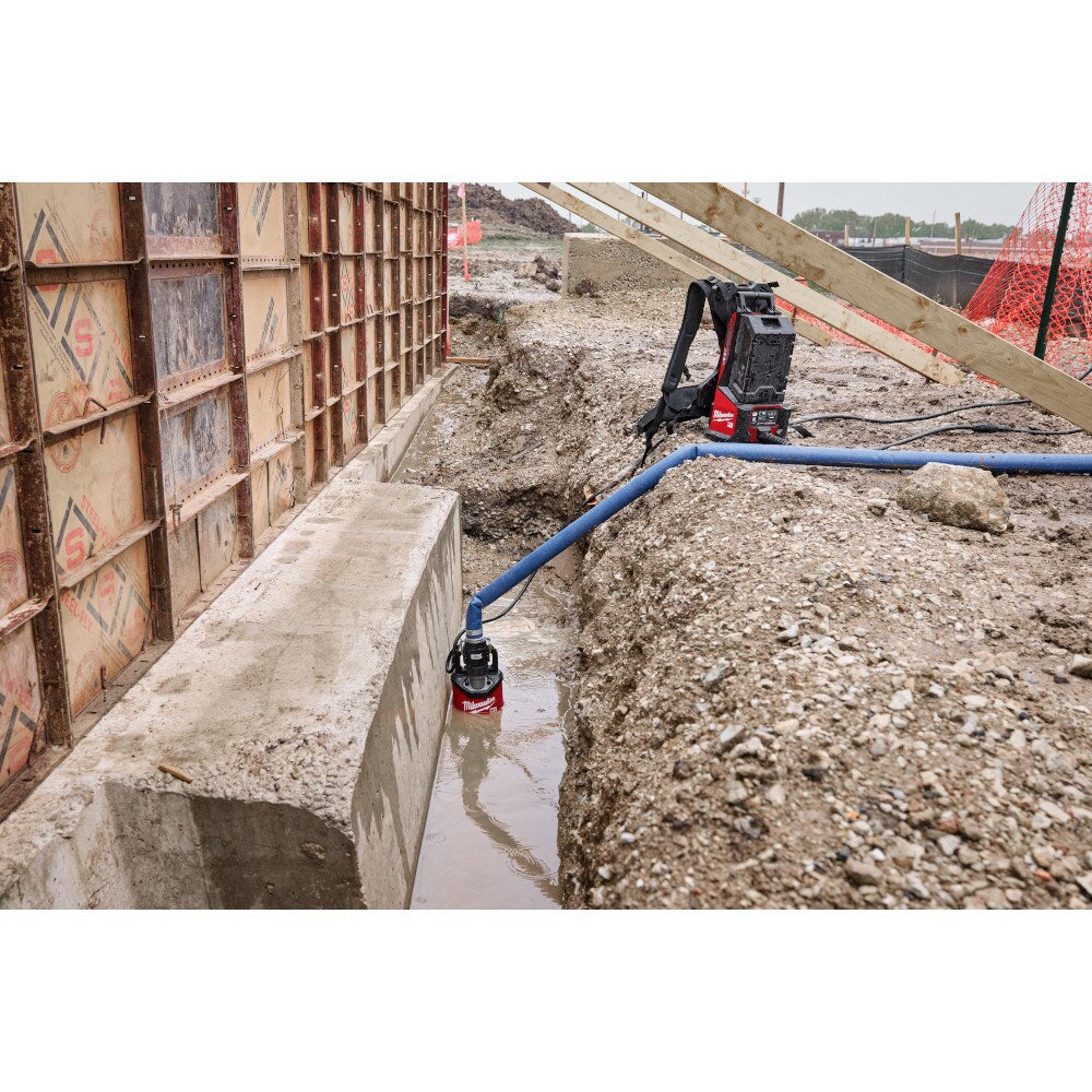 Milwaukee MXF211-1XC Tool MX FUEL Brushless Cordless 1HP 2 in. Submersible Pump Kit w/ (1) XC 8.0 Battery & Rapid Charger